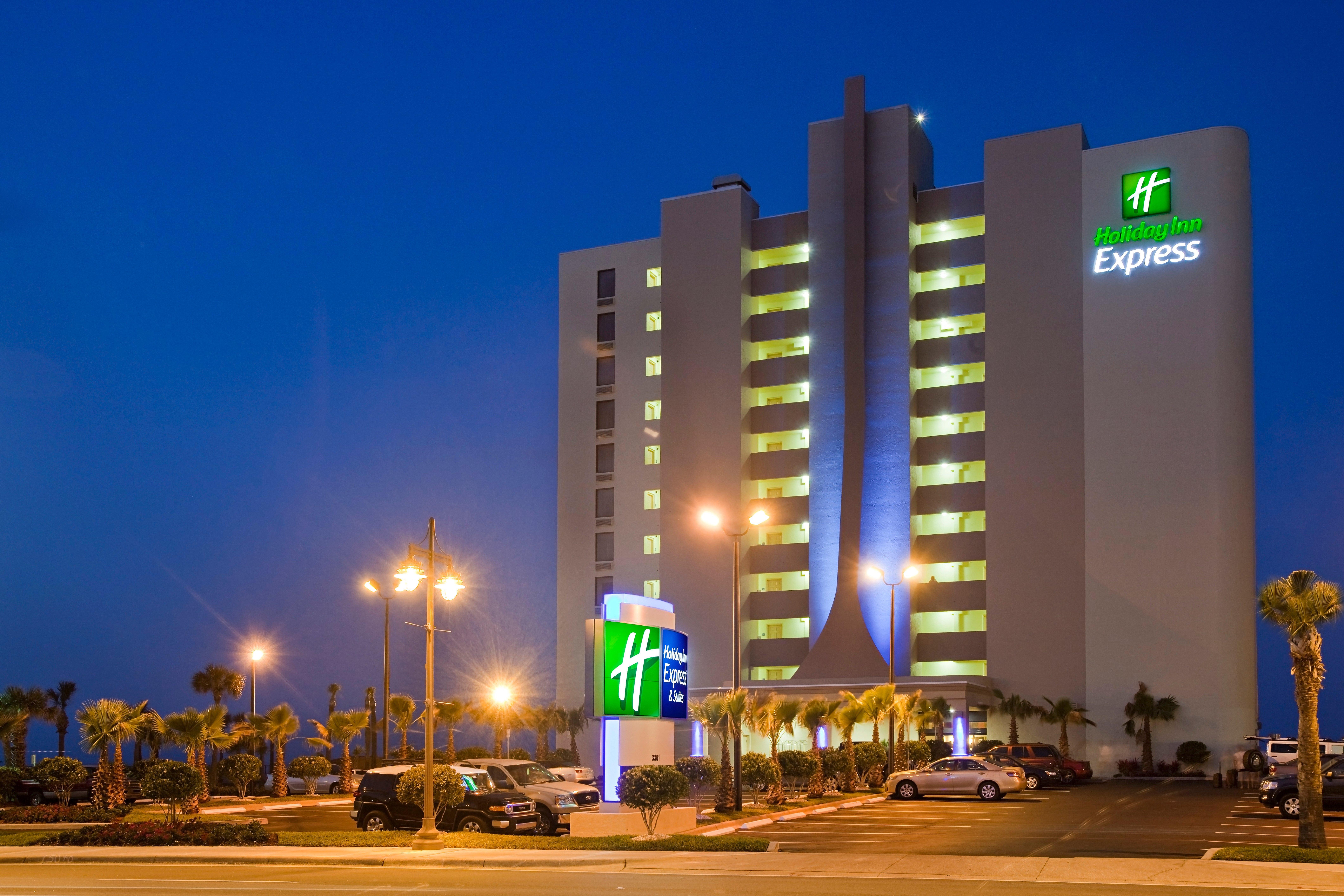 Holiday Inn Express & Suites Oceanfront Daytona Beach Shores By Ihg Extérieur photo